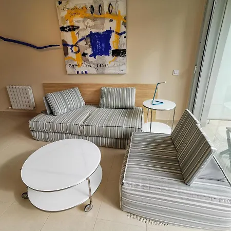 Llanca Apt 1 Edifici Canigo